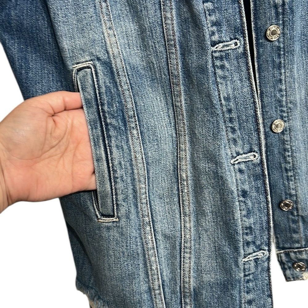 Guess Jean Jacket Woman’s XS/S Oversized Denim Distressed Paul Marciano READ - Picture 4 of 11